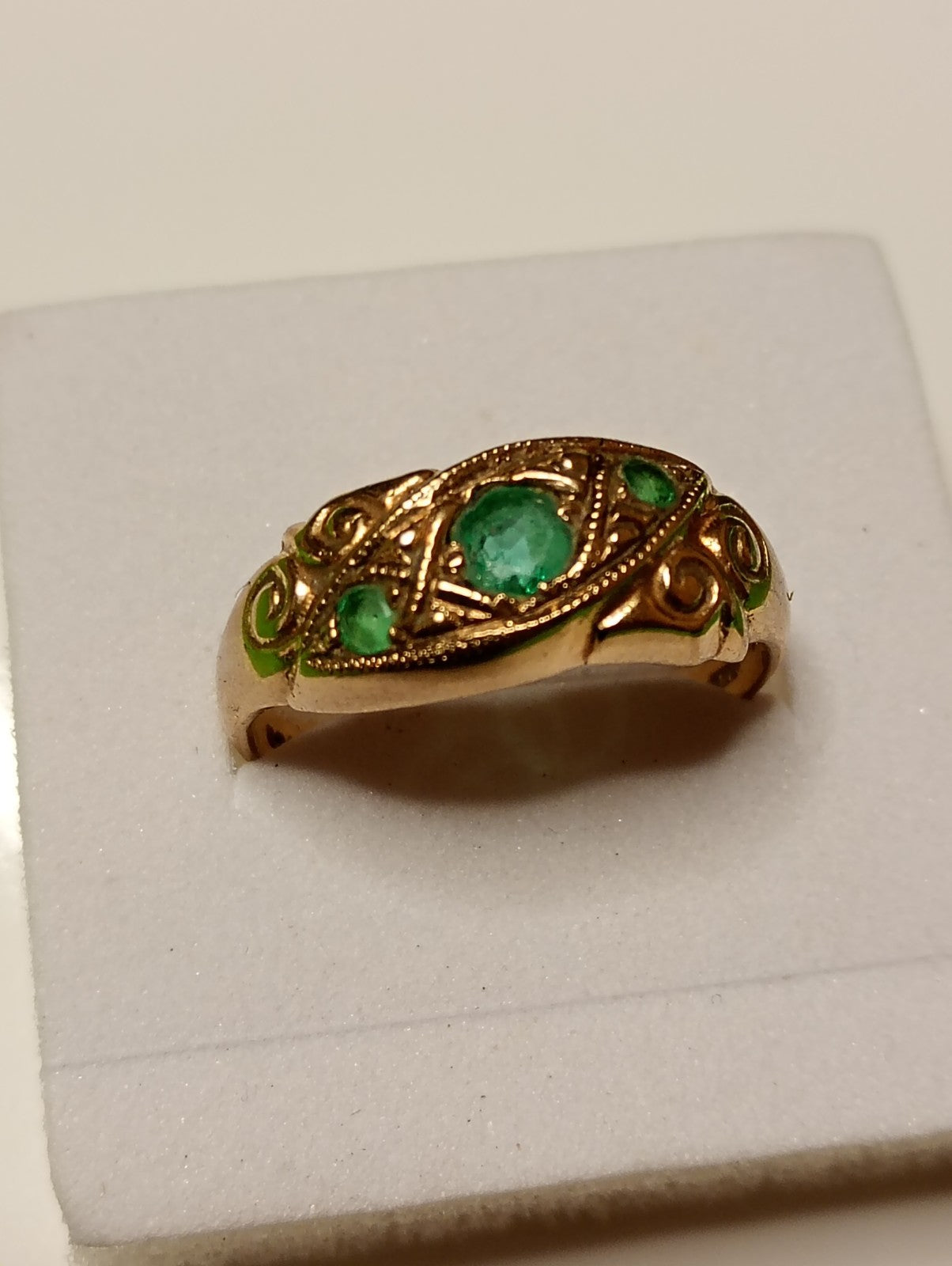9ct Yellow Gold And Emerald Ring Rare - Vintage Estate Jewellery