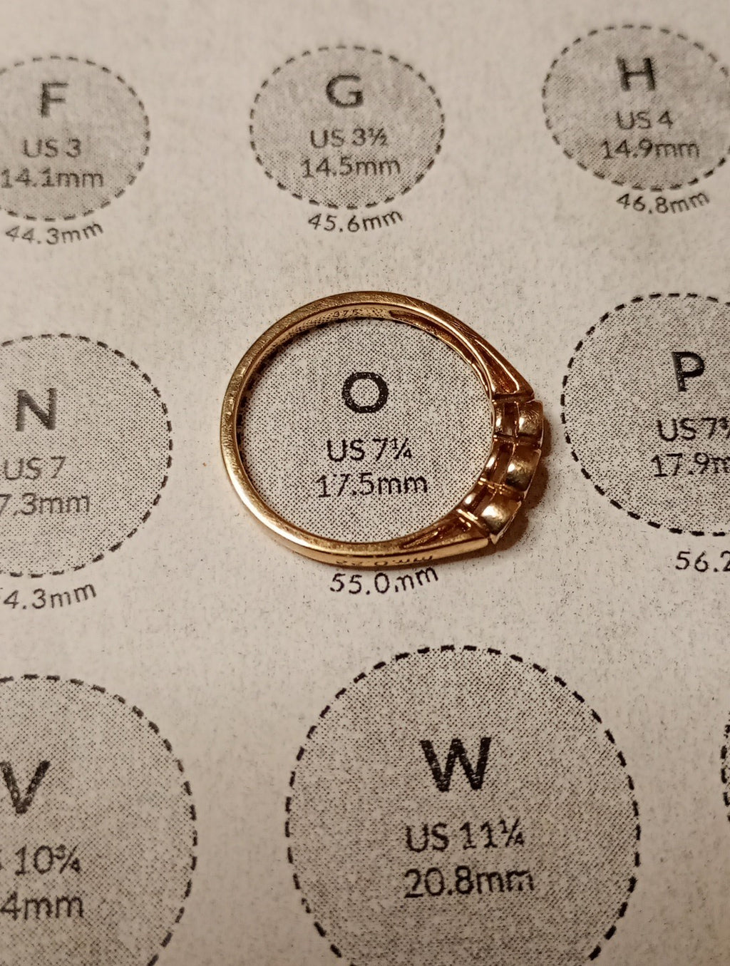 9ct Yellow Gold And Diamond Ring - Vintage Estate Jewellery