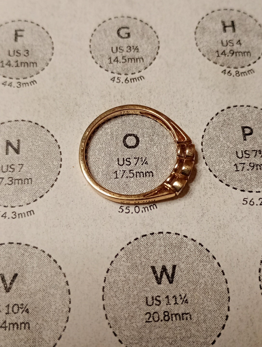 9ct Yellow Gold And Diamond Ring - Vintage Estate Jewellery