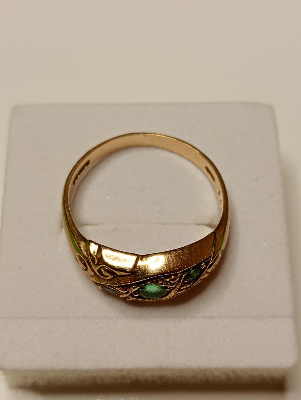 9ct Yellow Gold And Emerald Ring Rare - Vintage Estate Jewellery