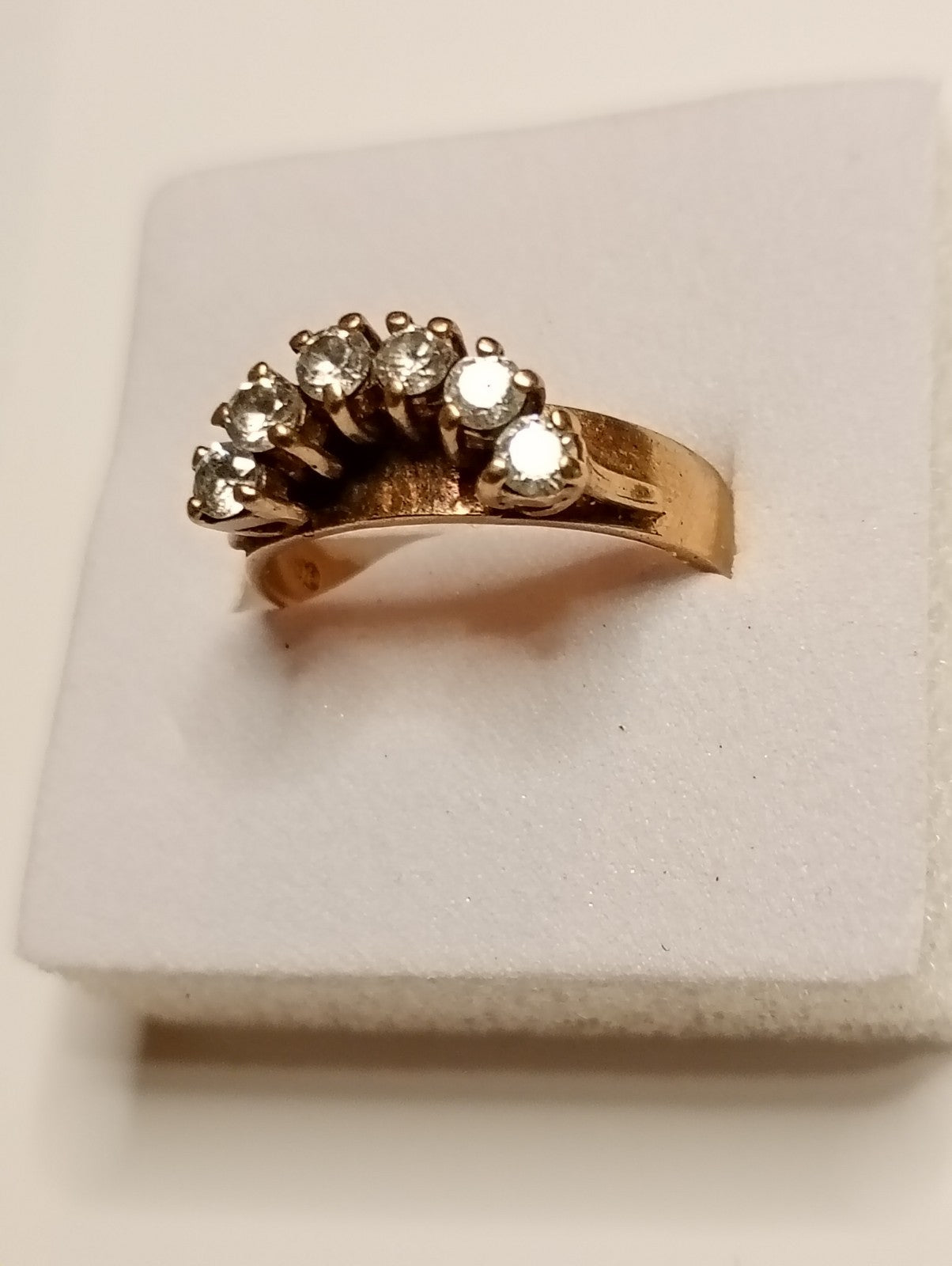 9ct Yellow Gold And Diamond Ring