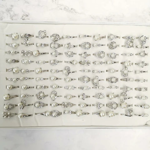 100pc Pearl Rings with Display Box