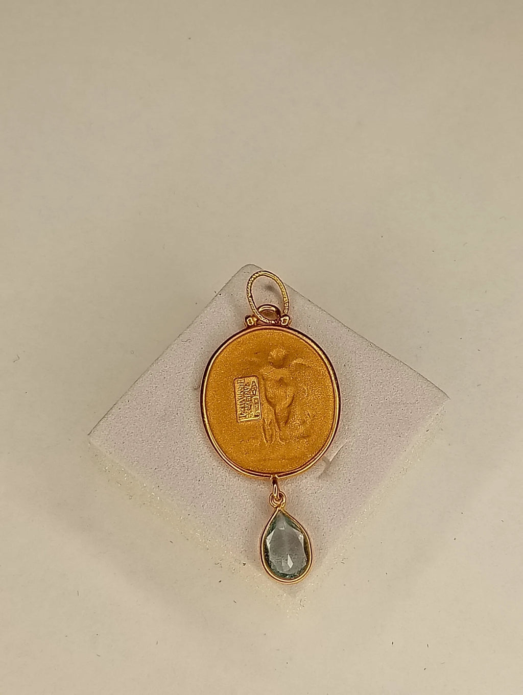 14ct Italian Blue Gemstone Pendant Vintage Rare