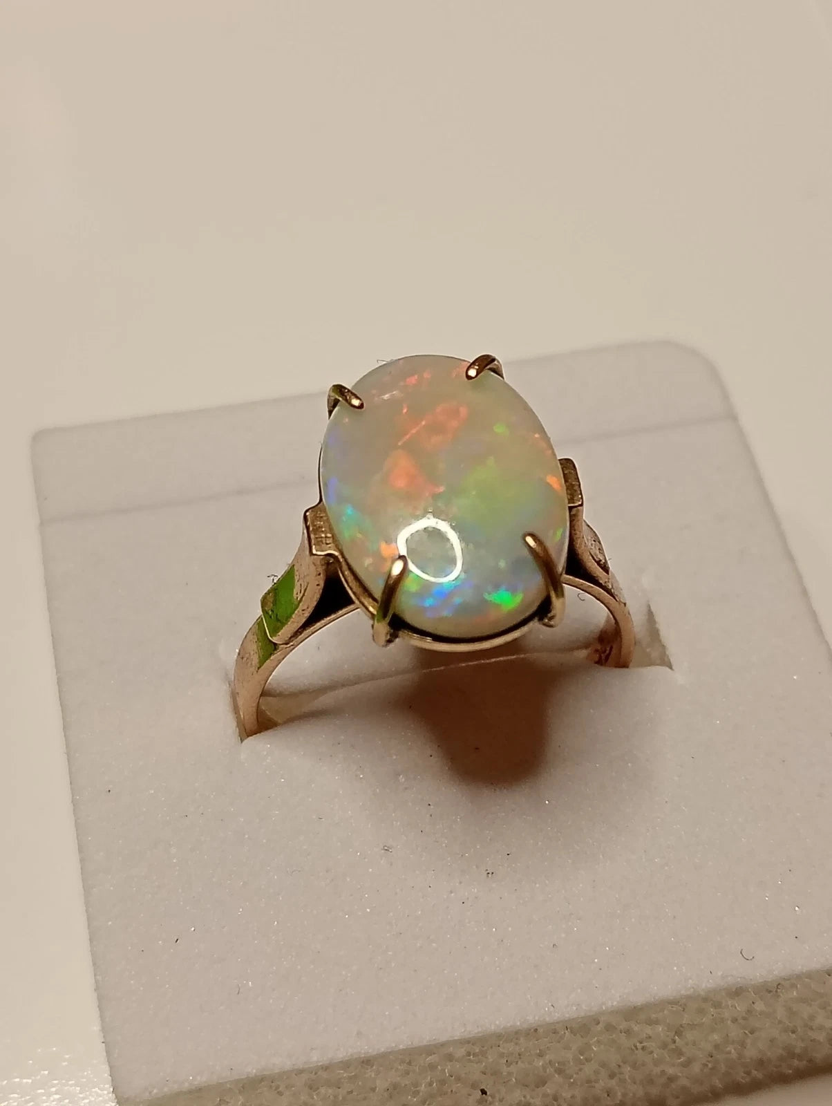 9ct Yellow Gold And 3ct White Opal Ring