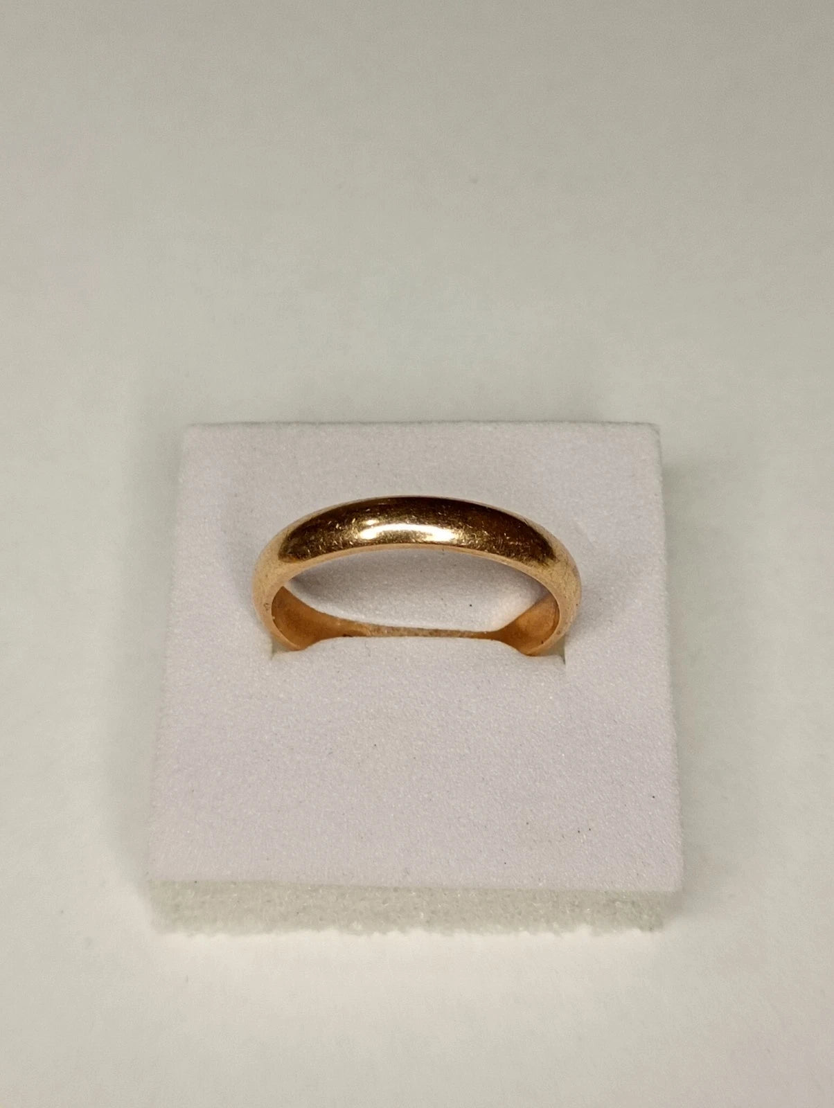 9ct Yellow Gold Wedding Band
