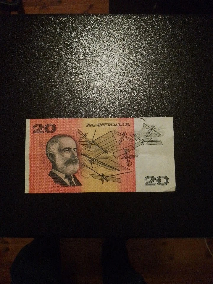 Australian $20 Paper Note 1980's (ERA114805)